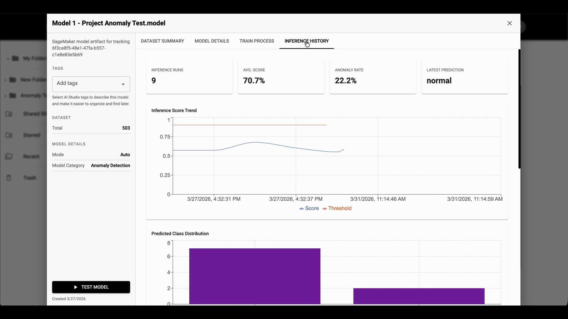 Step 14 image about Primeros pasos con AI Studio tutorial Step 14: Abre Inference History para revisar las estadísticas de ejecución, las tendencias de puntuación, la tasa de anomalías, la distribución de clases y las tarjetas de predicción recientes.